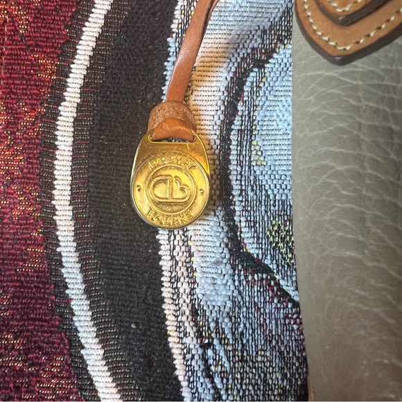 Vintage Dooney & Bourke Leather Purse - Picture 4 of 7